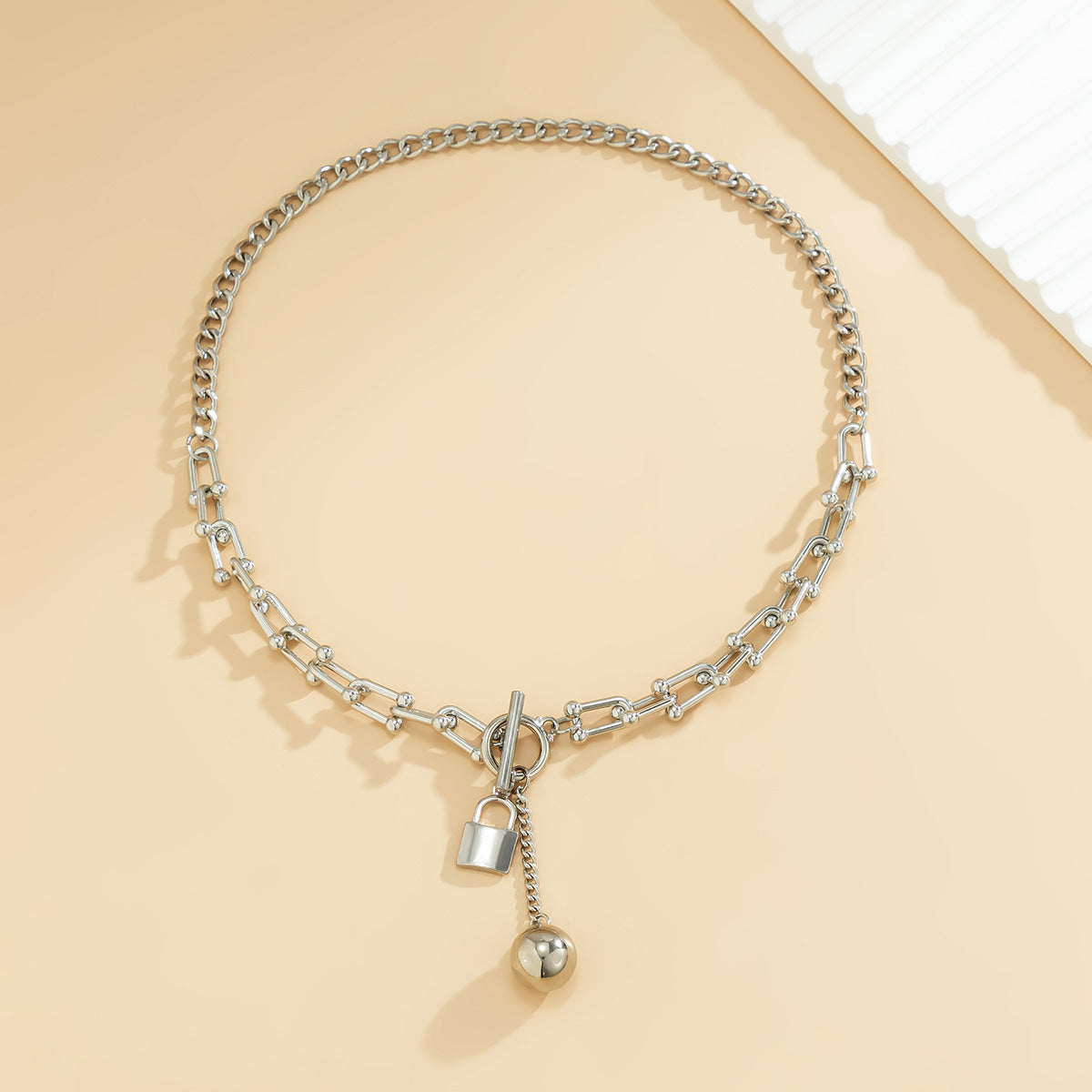 Womens Metal Heart Necklace And Bracelet Set