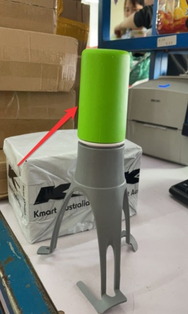 Kitchen Tool Automatic Triangle Egg Beater